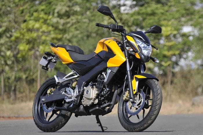 New Bajaj Pulsar 200NS Yellow